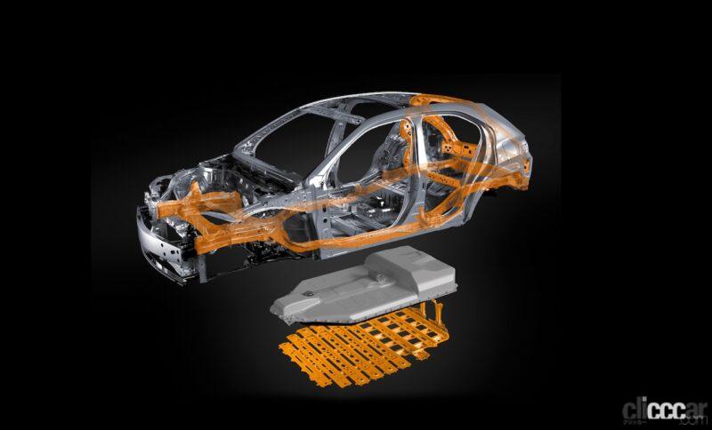 「レクサス「UX」がマイナーチェンジ。ハイブリッド車のシステム出力を向上、先進安全装備も強化」の12枚目の画像