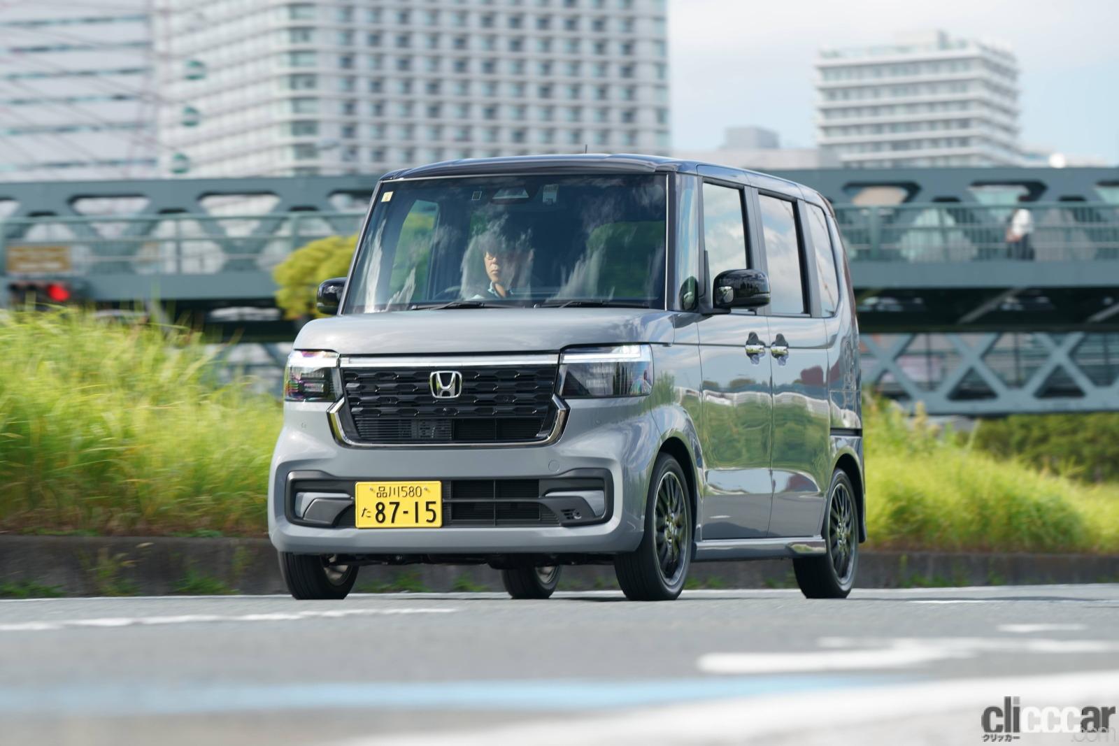 新型ホンダN-BOX／N-BOXカスタムの走りをチェック。乗り出し200万円 