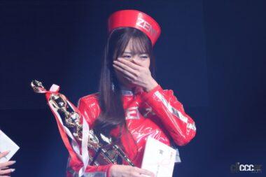 グランプリ発表の瞬間の松田蘭さん