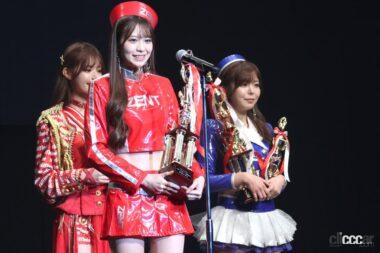 受賞の喜びを語る松田蘭さん