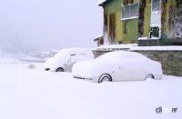 「雪の日に車のワイパーを上げる理由を調べてみたら……上げない方がいい場合もあった!?」の4枚目の画像ギャラリーへのリンク