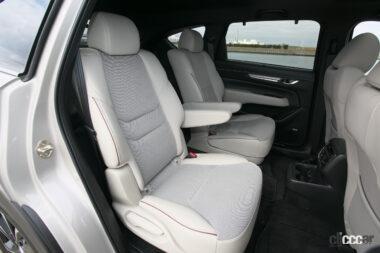 cx-8の内装08