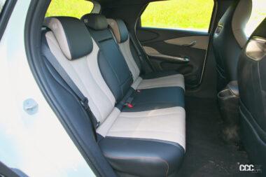 ドルフィン内装03