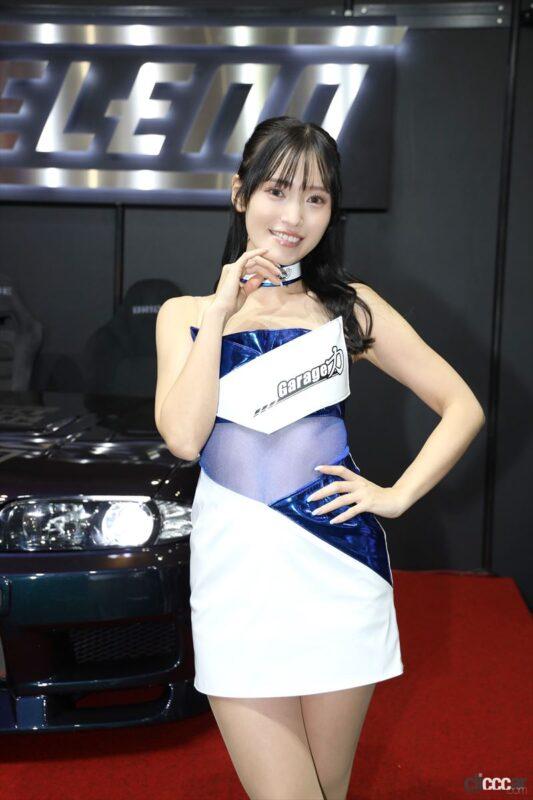 「VELENOのコンパニオン「引地裕美」さんは歌手としても活動するレースクイーン【東京オートサロン2024】」の6枚目の画像