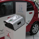 震災から1年 超期待のディーラーオプション1500W電源供給装置「三菱自動車 MiEV power BOX」登場 - 三菱自動車MiEV power BOX 08