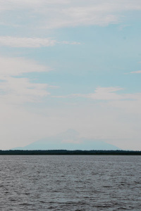 パンケ沼から見た利尻富士