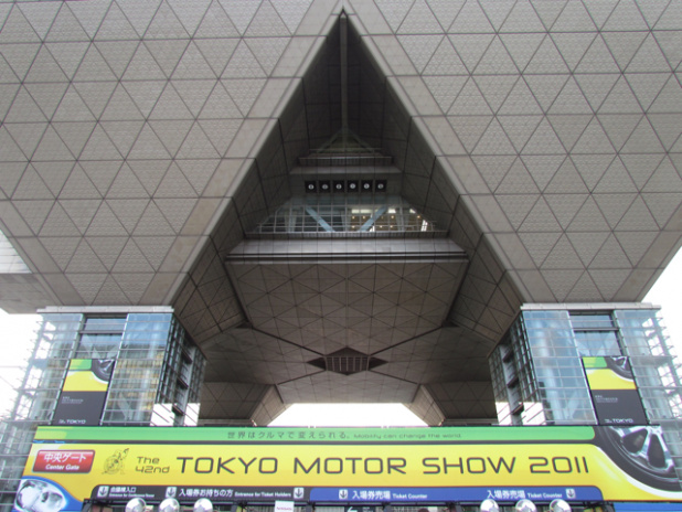 「The 42nd TOKYO MOTOR SHOW 2011開幕です!【東京モーターショー】」の1枚目の画像