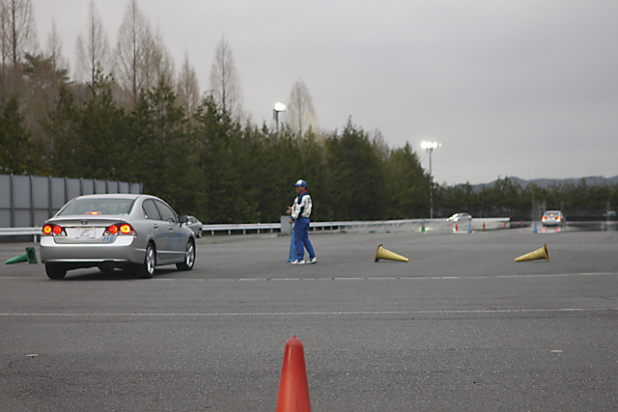 「事故を未然に防ぐための運転法を学んでみませんか？【ホンダドライビングスクール】」の11枚目の画像