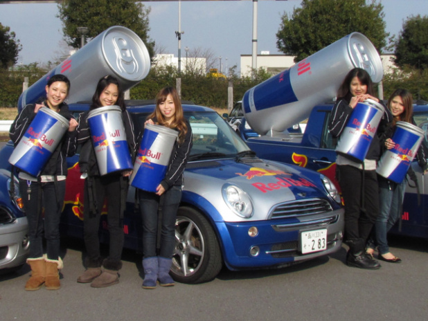 「あのレッドブルMINIのナゾが解明しました【MINI10周年記念イベント】」の3枚目の画像