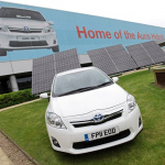 オーリスハイブリッドを作るトヨタ英工場が太陽電池でロンドンバス260台分の二酸化炭素排出削減 - 64226-g-toy_R