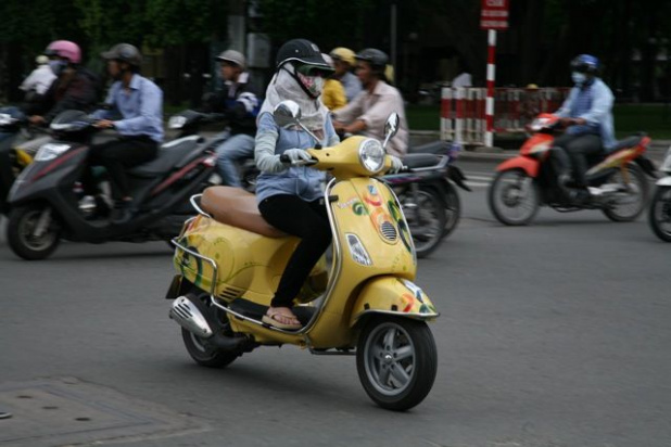 「ベトナムではバイクの乗り方でお嬢様度合いがわかります【ベトナムバイク事情】」の10枚目の画像