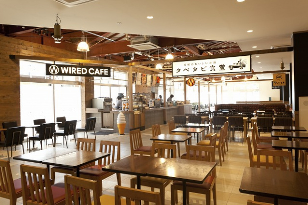 「サービスエリアがコミュニティの場に！高速道路初出店のWIRED CAFE【ドラマチックエリア市原（上り線）】」の1枚目の画像