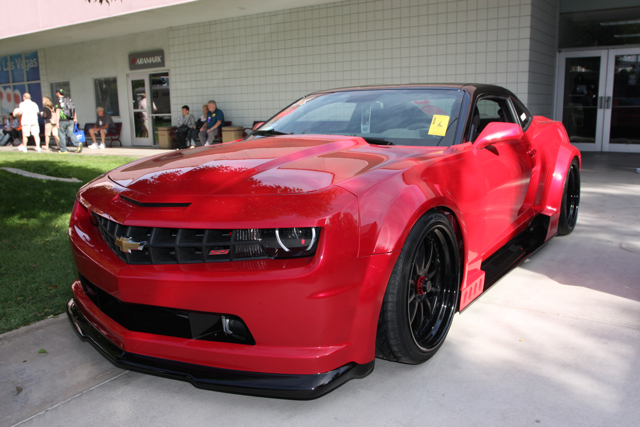 Semaシボレーカマロ06 画像 カスタム カマロ祭り アメリカ人はマッスルカーがお好き Semaショー11 Clicccar Com