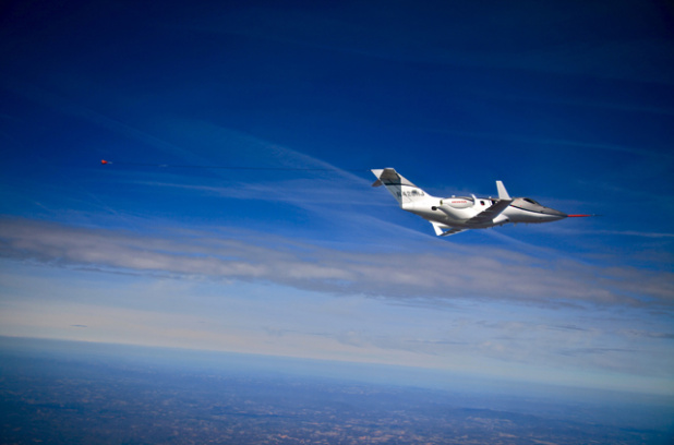 「ホンダのジェットが空を飛ぶー！ 　量産飛行試験で最高速度425ノット(787km/h)をマーク！」の2枚目の画像