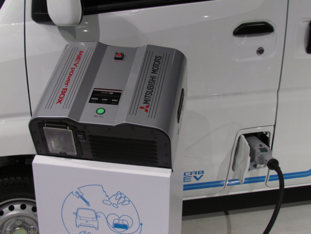 「震災から1年 超期待のディーラーオプション1500W電源供給装置「三菱自動車 MiEV power BOX」登場」の8枚目の画像