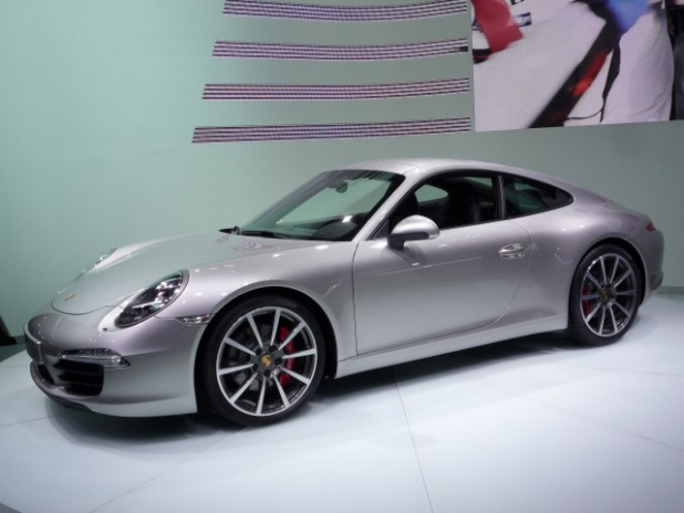 「新型ポルシェ911に搭載されたユーザー待望の「あの装備」とは？【東京モーターショー】」の1枚目の画像