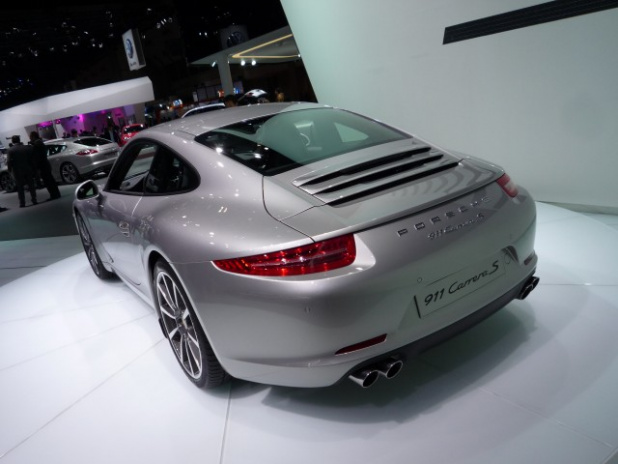 「新型ポルシェ911に搭載されたユーザー待望の「あの装備」とは？【東京モーターショー】」の2枚目の画像