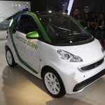 最高速度120km/h以上のスマート電気自動車も登場！　新型スマート フォーツー発売。 - スマート電気自動車