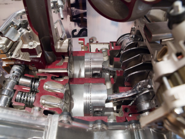 「【水平対向エンジン豆知識】ボア・ストローク86mm×86mmの水平対向エンジンは、86登場前に存在した！」の2枚目の画像