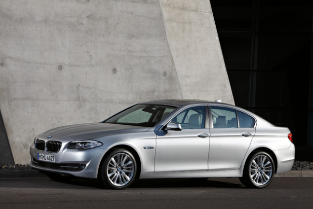 「BMW M5のワゴン? 5シリーズにもダウンサイジング新エンジン＋8AT登場!」の1枚目の画像