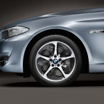 「BMW 5シリーズにもハイブリッドが登場！」の6枚目の画像ギャラリーへのリンク