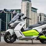 【動画】BMWの電動バイクは、満充電から100kmを走るビッグスクーター - BMW_C_evo0119