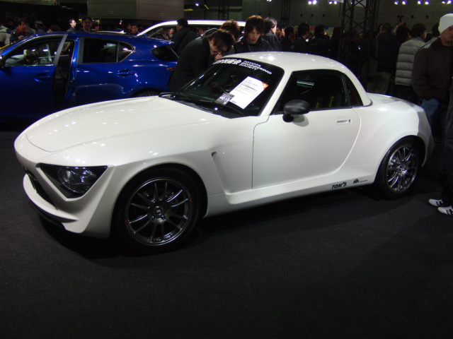 「【大阪オートメッセ２０１１】こんなクルマがあったら欲しいを具現化した「TES　CONCEPT　T-SPORTS」はけっこうスゴイ！」の2枚目の画像