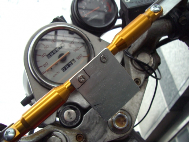 「【DIY】 旧車小排気量バイクにナビを付けてみた」の2枚目の画像