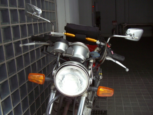 「【DIY】 旧車小排気量バイクにナビを付けてみた」の3枚目の画像