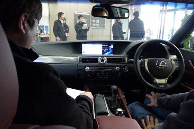 「レクサスの新しいおもてなしは“気づかせない”こと。運転がうまくなった気がするレクサスNew GS～その1～【Lexus New GS Test Drive】」の13枚目の画像