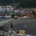 「まさか今村陽一が！決勝は劇的な幕切れでした【D1GP2011 inエビス】」の20枚目の画像ギャラリーへのリンク