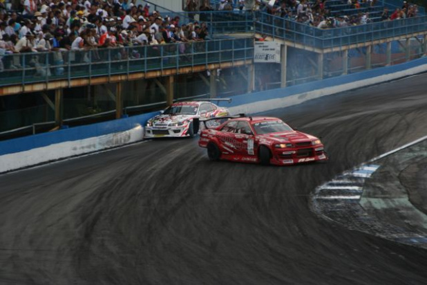 「まさか今村陽一が！決勝は劇的な幕切れでした【D1GP2011 inエビス】」の16枚目の画像