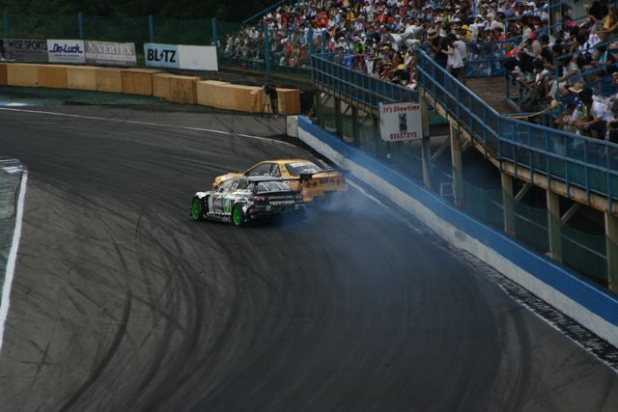 「追走トーナメント中盤で雨＆雷のため中止です【D1GP2011 inエビス】」の3枚目の画像