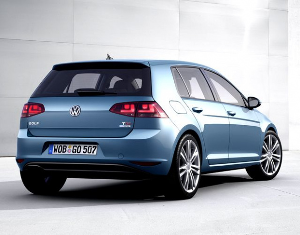 「リッター20.8km！　VWがすべてを一新したGolf 7をベルリンで発表!」の2枚目の画像