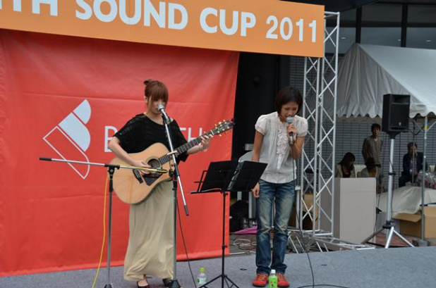 「「カヨコ」＆「石原志織」で「カヨシオ」の生ＬＩＶＥはやっぱりイイですね！【BEWITH SOUND CUP2011】」の12枚目の画像