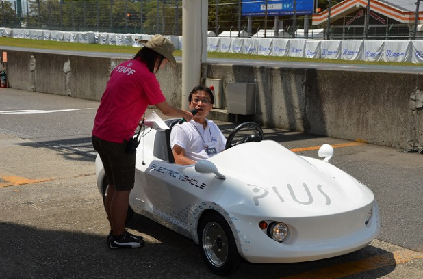 「憧れのスーパーカーに同乗できるイベントが熱かった!!【TSUKUBAのりもの共和国2012】」の18枚目の画像
