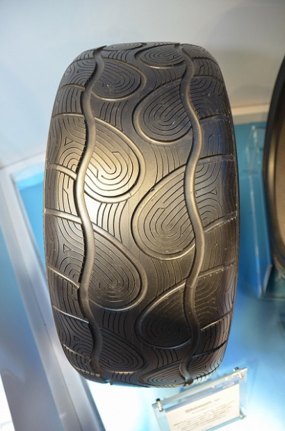 「タイヤ跡が指紋！　ヨコハマタイヤのコンセプトモデルが面白い！【東京モーターショー】」の12枚目の画像