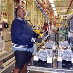 「GMが4億2500万ドルをかけて次世代エコ・エンジン工場を整備」の2枚目の画像ギャラリーへのリンク
