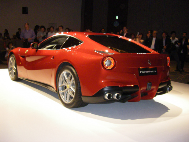 「史上最速のフェラーリ F12ベルリネッタが日本でリリース」の2枚目の画像
