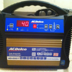 「エアコン必至の季節到来！ ACDelcoのバッテリーチャージャー（AD-0007）を使ってみたらスゴかった！」の5枚目の画像ギャラリーへのリンク