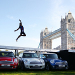 ロンドンでMINIのJUMP競技が行われたそうです - BMW Mini Launch 2012 Edition