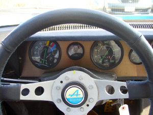エヴァの葛城ミサトの愛車で有名になった アルピーヌ ルノーa310 のバリモノ売り物件を見つけました Clicccar Com