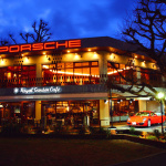 ニューBOXSTERを一足先に見れる「ポルシェ カフェ」が青山にオープン ! - Porsche Cafe Aoyama