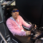 「東京モーターショーのグランツーリスモブースで3Dプレイ体験してきました。」の4枚目の画像ギャラリーへのリンク
