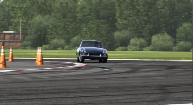 「【動画】謎のドライバーがForzaMotorSport4の9月DLCのマシンを全開試乗！速さに年式は関係ない！」の7枚目の画像
