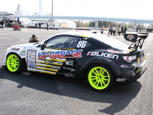 「D1マシンをじっくり見てきた。UP GARAGE 86編【TOKYO DRIFT in ODAIBA D1 CHAMPIONS】」の2枚目の画像