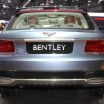 「「ベンツが道を譲ること確実」最強SUV・ベントレーEXP9Fに乗り込む【北京モーターショー2012】」の3枚目の画像ギャラリーへのリンク