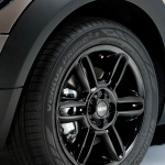 MINIの足元を飾るのはドイツと韓国のタイヤです【北京モーターショー2012】 - baker_tyre