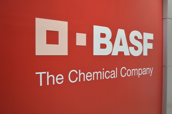 「「エンジニアリングプラスチック」って何？ BASFが最先端の技術センターを横浜に開設」の1枚目の画像