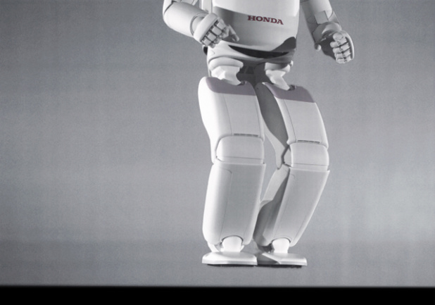「ホンダ『ASIMO type R』ともいえるほど進化した新型アシモ発表（※ただし原発での作業は…）」の3枚目の画像